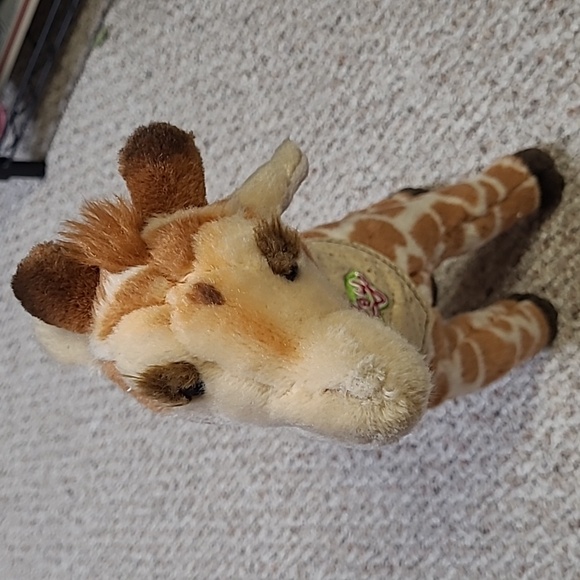 Toy's R Us Geoffrey The Giraffe Stuffed Animal - Picture 2 of 7